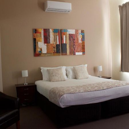 Balcony On Sixth Lodge Murray Bridge Ruang foto